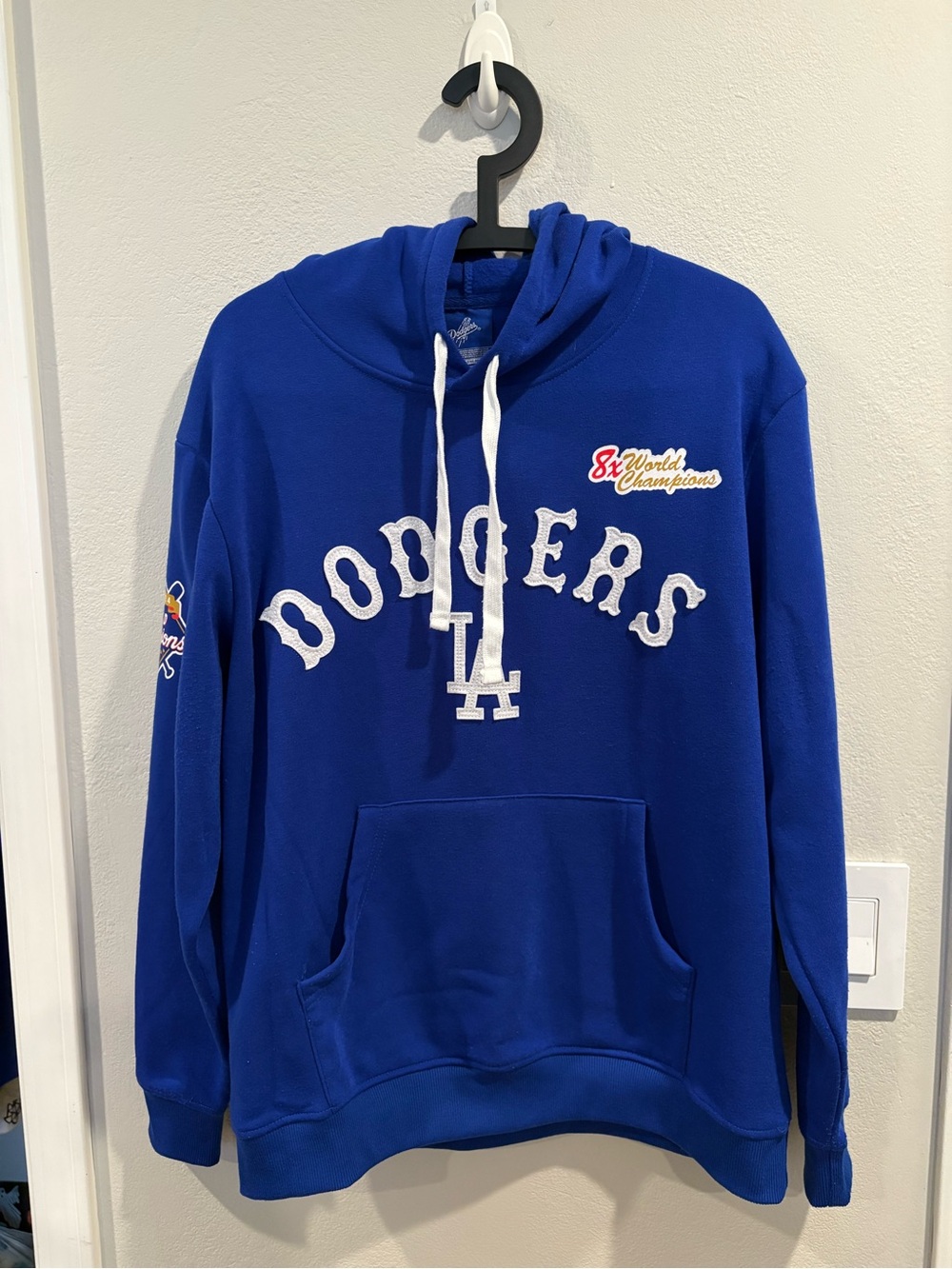 Los Angeles Dodgers 8X World Series Champions Hoodie SGA Adult Size Medium EUC